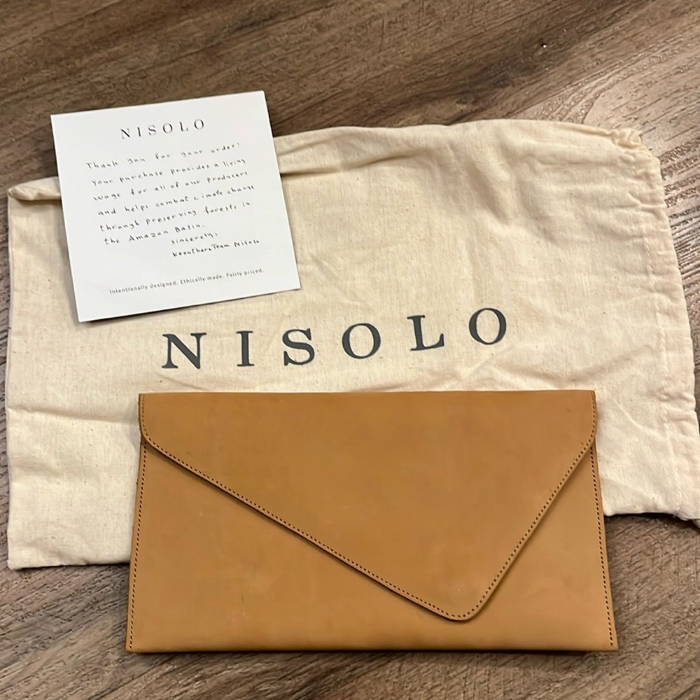 Nisolo Luisa Clutch- Tan